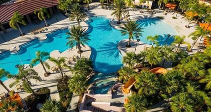 Huge Resort Villa Near Disney-Pool-Spa-Game Rm-Sleeps 24+-"Better than Photos"