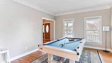 Spielezimmer