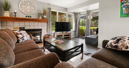 ***NEW!*** Relaxing Retreat with Amenities Galore!