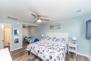 2 habitaciones, tabla de planchar con plancha y wifi gratis 