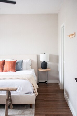 2 bedrooms, desk, iron/ironing board, travel cot