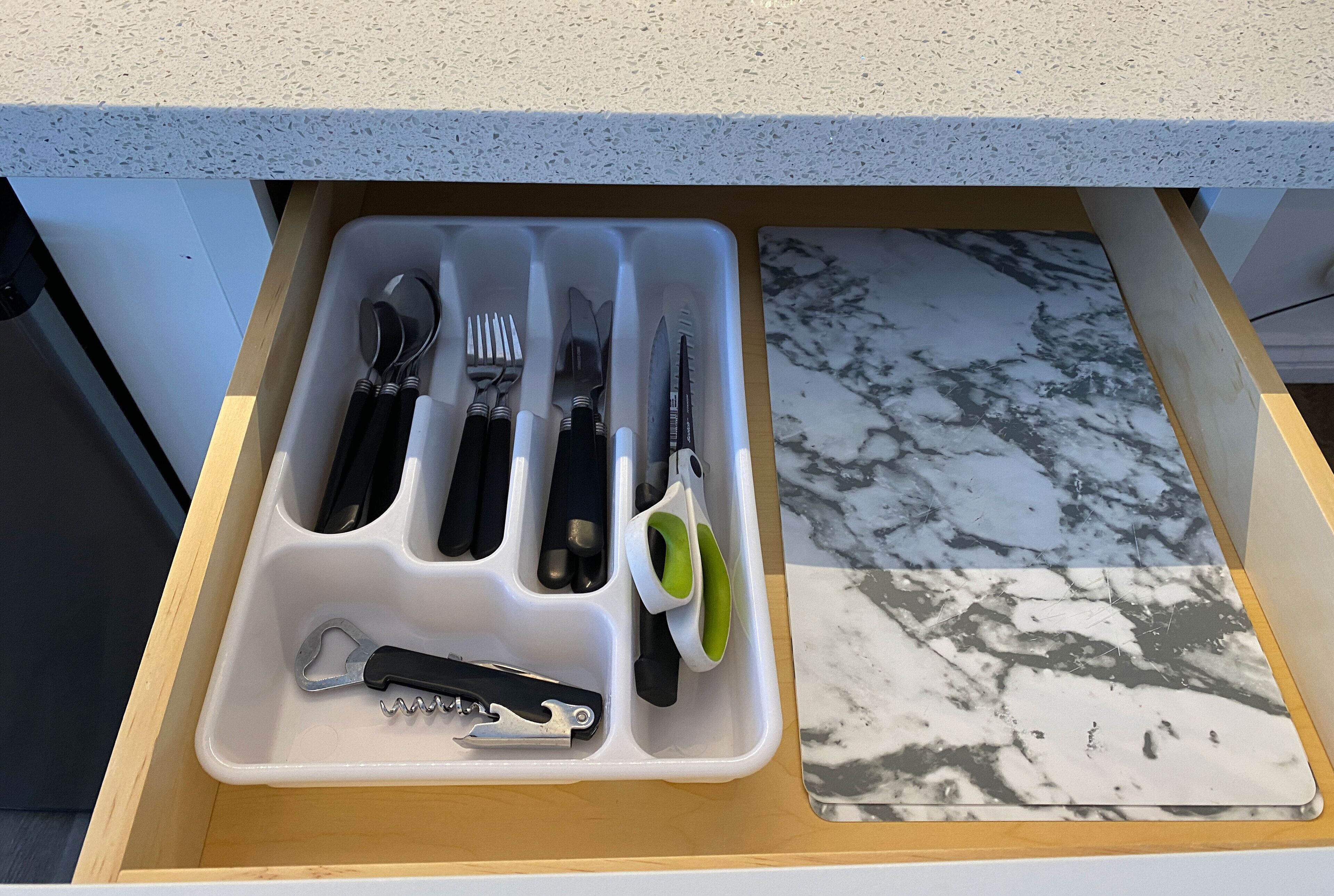 Fridge, microwave, coffee/tea maker, electric kettle