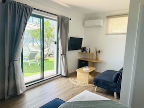 Phòng, 1 giường cỡ queen, quang cảnh biển (Sandy Toes) | 1 phòng ngủ, truy cập Internet không dây miễn phí, bộ trải giường