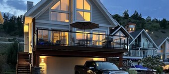 Cozy Family Cottage with Fantastic Lake Views at La Casa Resort