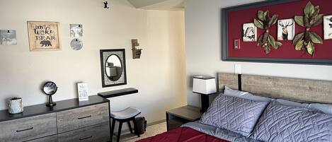 1 bedroom, iron/ironing board, WiFi, bed sheets