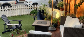 1920 Balboa Island Cottage