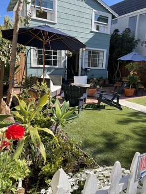Terrace/patio - 1920 Balboa Island Cottage (Newport beach)