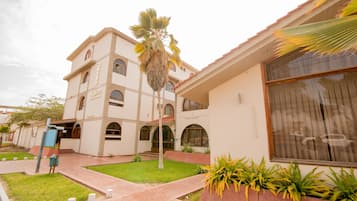 Bagian depan properti