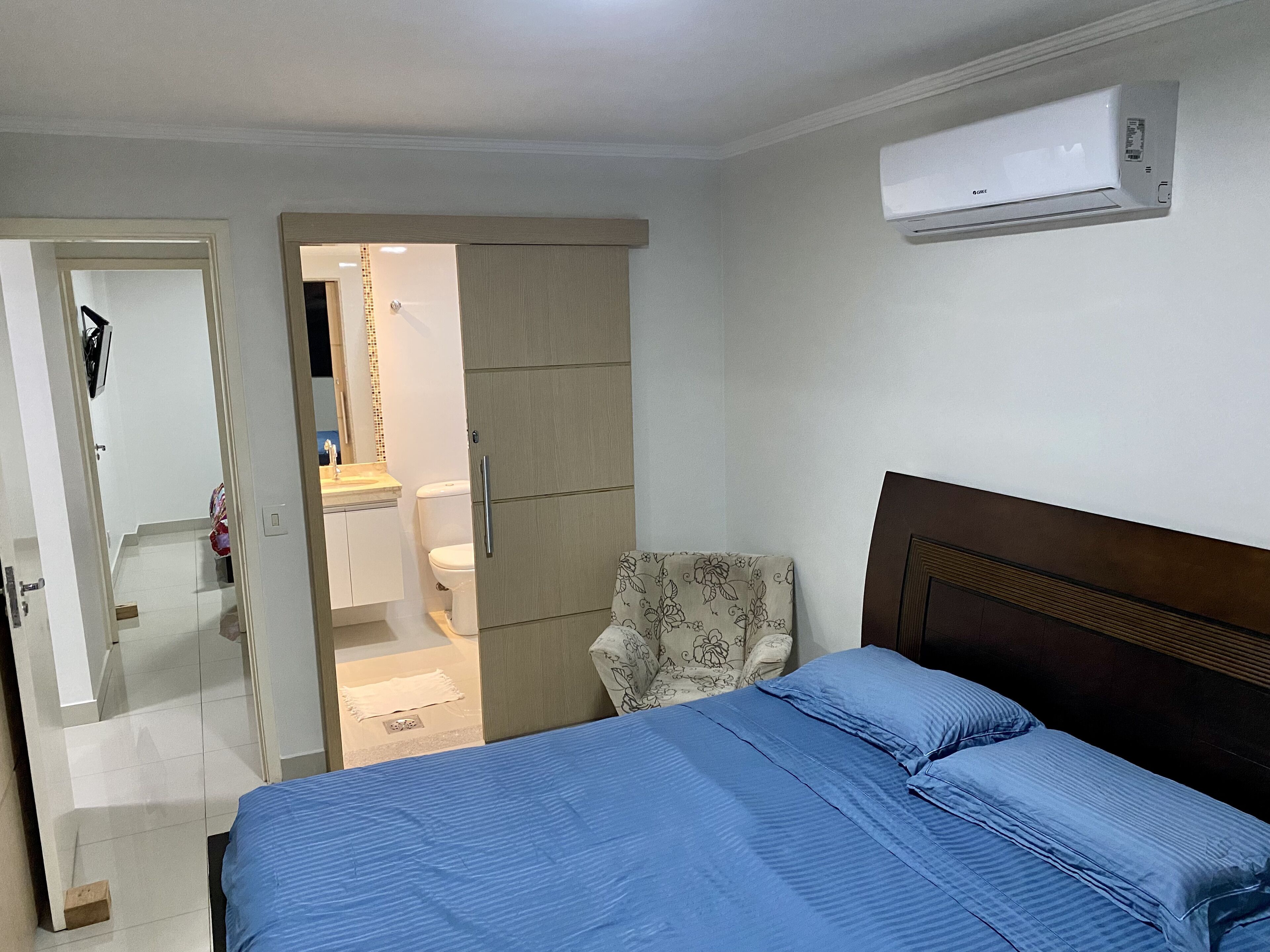 4 quartos, Wi-Fi de cortesia