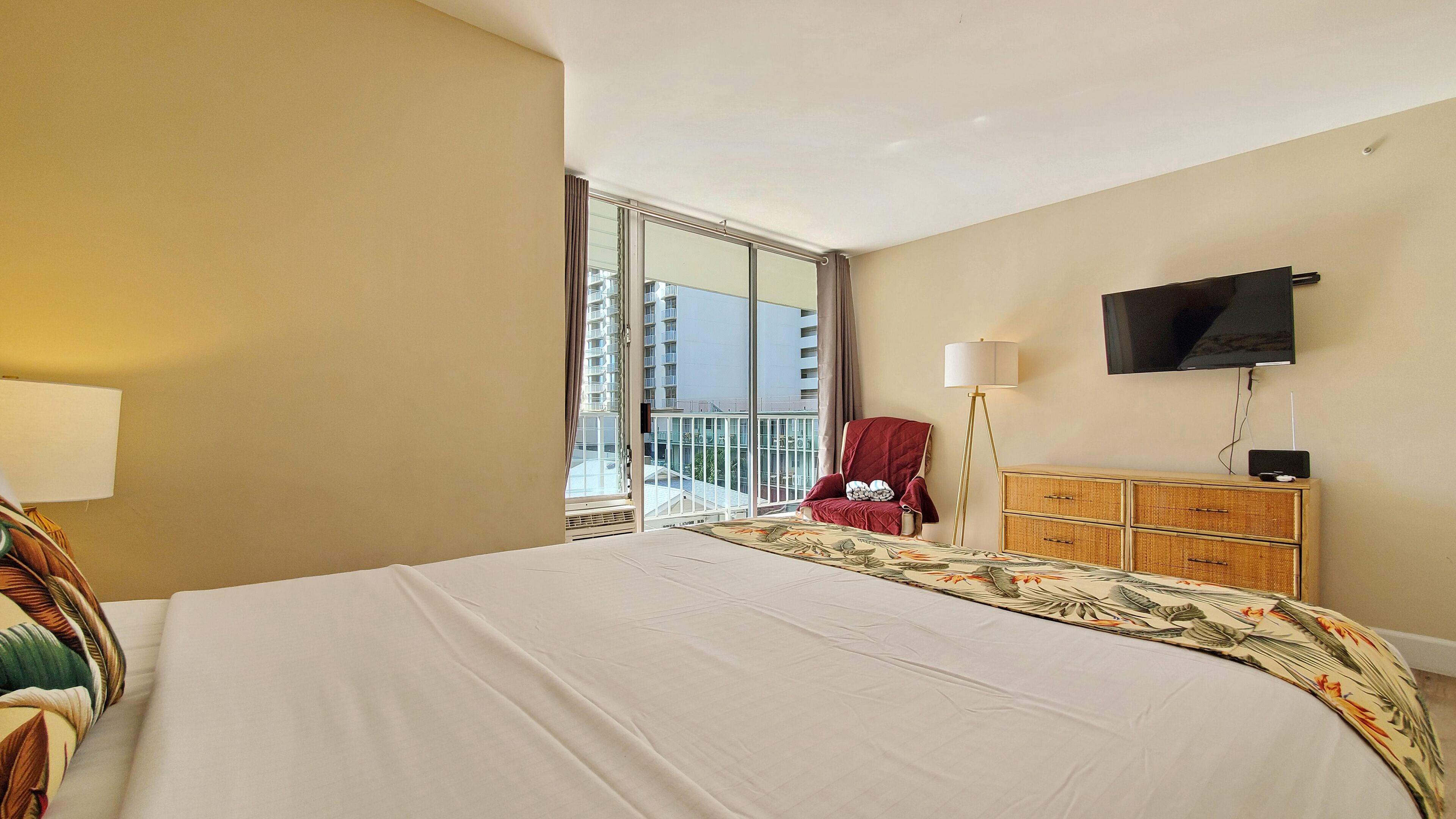 1 bedroom, desk, iron/ironing board, free WiFi