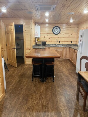 Meeting facility - Do Drop Inn RV Resort and Cabins (Cartwright)