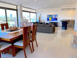 Panoramic Penthouse | Dining room