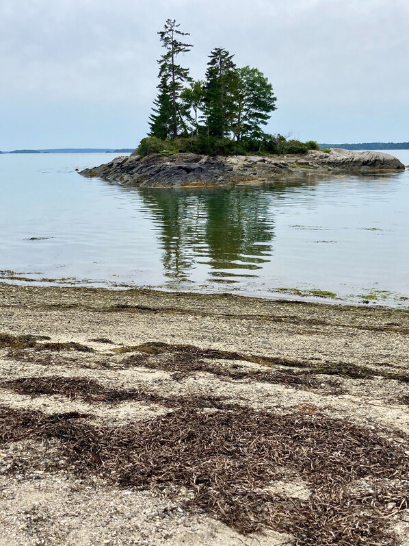 Beach nearby, sun-loungers