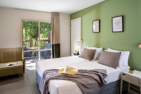 Classic-Zimmer, Balkon, Gartenblick | Bettwäsche aus ägyptischer Baumwolle, hochwertige Bettwaren