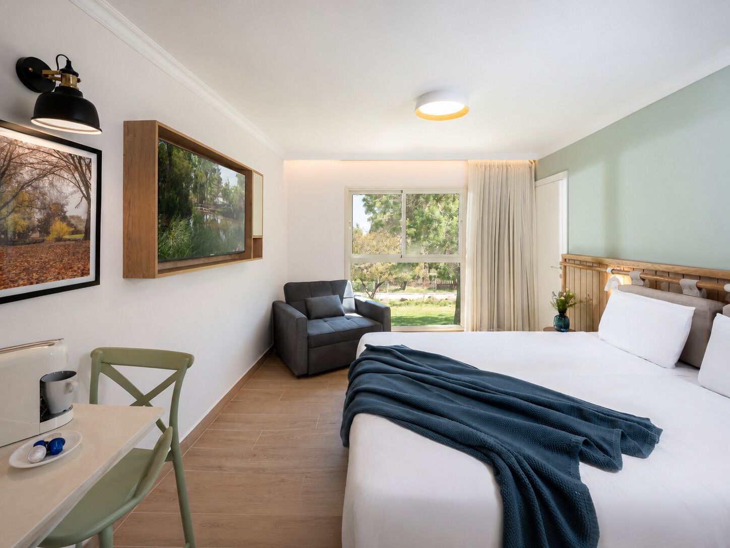 Deluxe Double Room, Balcony, Garden View | Desk, individually decorated, individually furnished, bed sheets