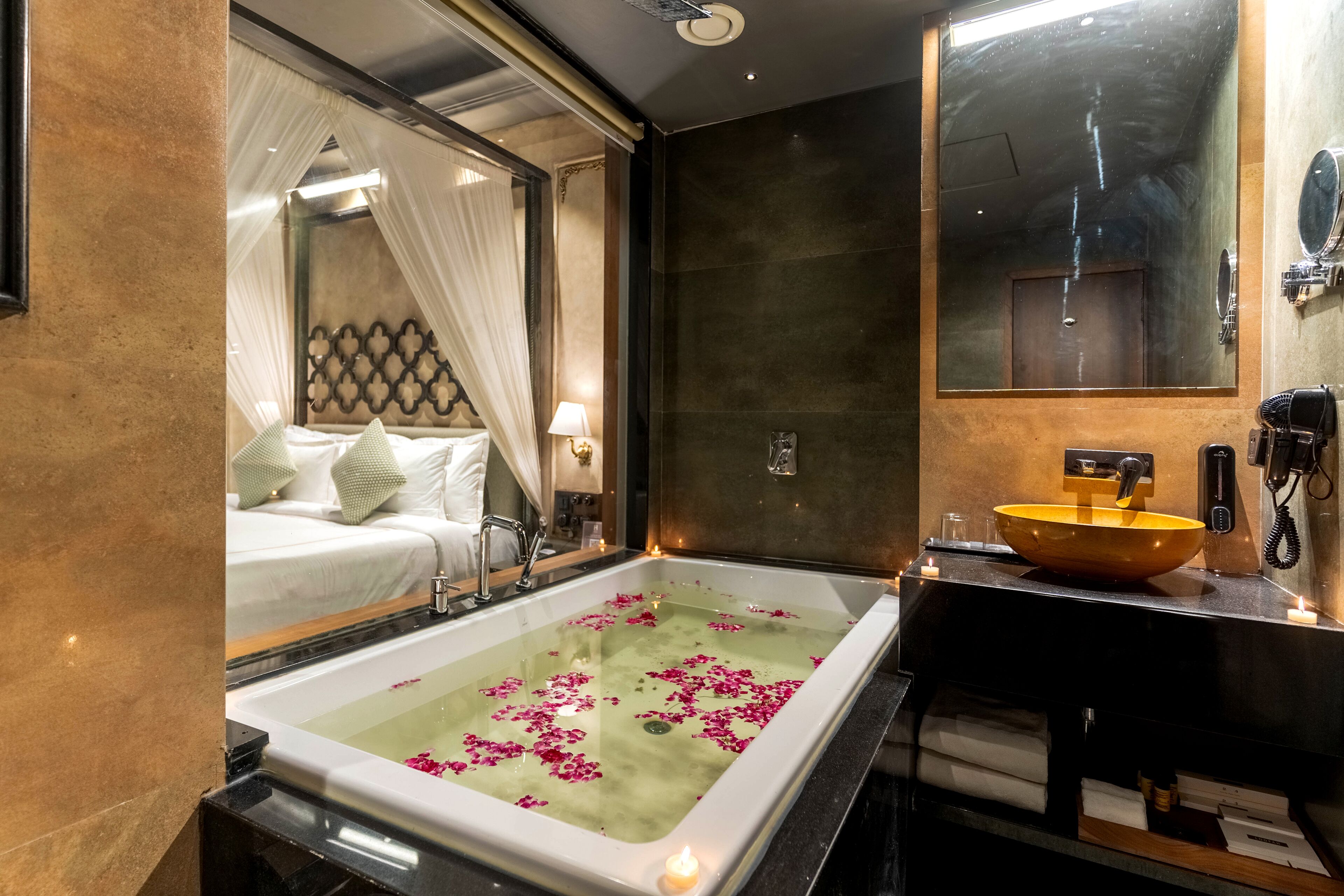 Photo - Historia Royal