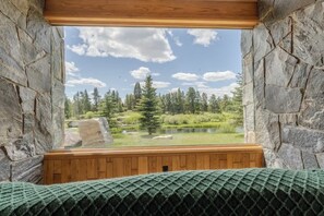 Spa - Otter Lodge - NEW Listing! (West Yellowstone)