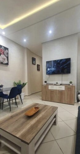 apparemment meublé très bien équipés le vallon