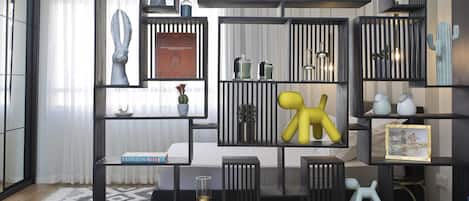 Luxury Yellow Boutique Suite | 1 室のベッドルーム、高級寝具、客室ごとに異なる装飾、客室ごとに異なるインテリア