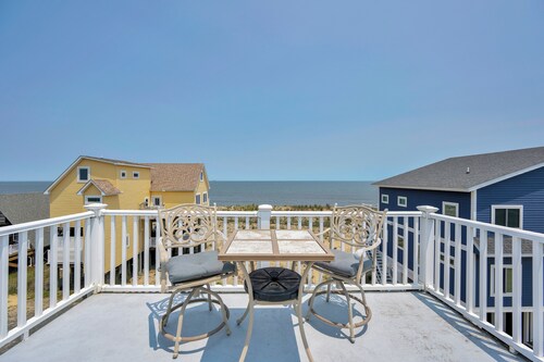 1104 S Bayshore Avenue - Pet friendly home with bay views!