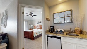 6 bedrooms, free WiFi