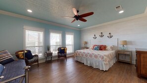 4 bedrooms, free WiFi