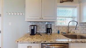 Interior - Playa del Molino: 4  BR, 3  BA House in Port Bolivar, Sleeps 13 (Bolivar Peninsula)