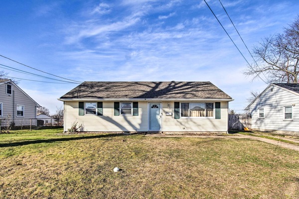 Bellmawr Vacation Rental | 3BR | 1.5BA | 1 Step to Access | 920 Sq Ft