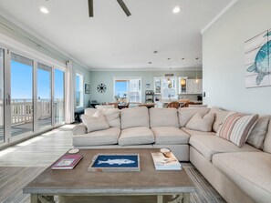 TV - San Dawg: 5 BR Home - Amazing pool, Beachfront, Sleeps 14, Pet Friendly (Cape San Blas)