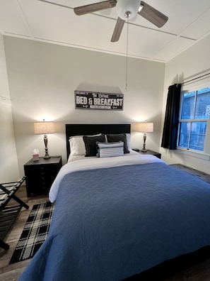 1 Schlafzimmer, Schreibtisch, Bügeleisen/Bügelbrett, kostenloses WLAN