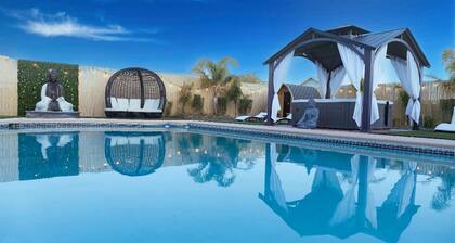 Big Compound | Pool + Hot Tub| Game Room|Sleeps 16