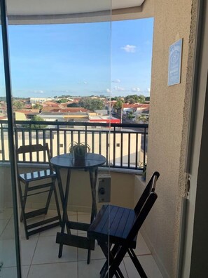 Outdoor dining - #Entire apartment Agudos Bracell AmBev Duratex (SP)