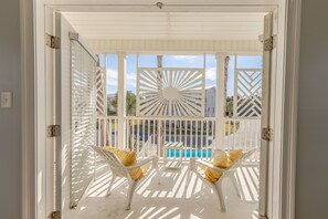 Interior - 30A 6 Bedroom Beach house/Private HEATED Pool/ Sleeps 19 close to beach (Santa Rosa Beach)