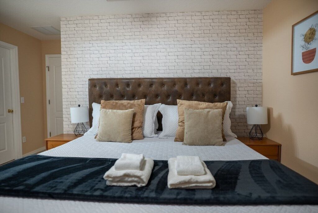 4 camere, Wi-Fi, lenzuola