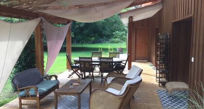 Beautiful country house with heated pool close to the ocean