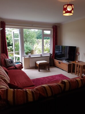 Smart TV - The heart of the Brecon Beacons (Brecon)