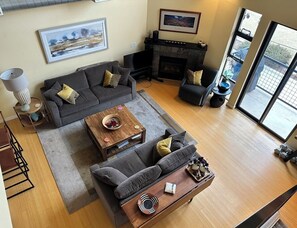 TV connectée, cheminée