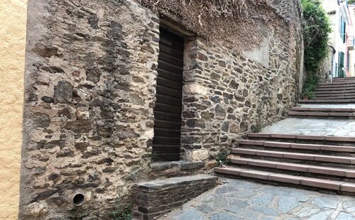 Zentrale Altstadtlage mit Meerblick & Patio-Garten