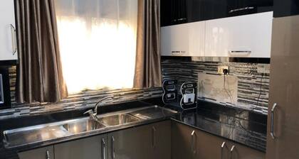 Lovely 2 Bed Apartment in Entebbe