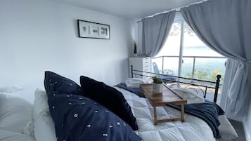 2 Schlafzimmer, Schreibtisch, Bügeleisen/Bügelbrett, kostenloses WLAN