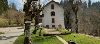 LE GRAND TETRAS in a charming property in the heart of the Blue Spring area