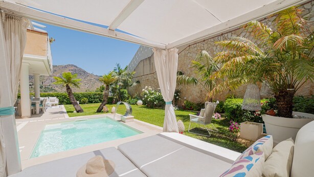 Pool - Villa Mastrissa - Luxury Apartment with private mini pool (Taormina)