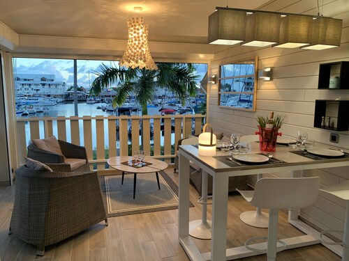 MARINA MANZANA, 4* Luxury apartment, exceptional view of the marina