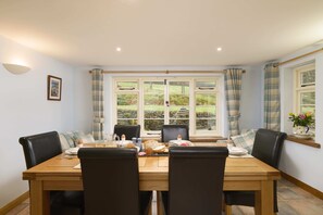 Dining - Lower Spire - A luxury rural retreat (Dulverton)