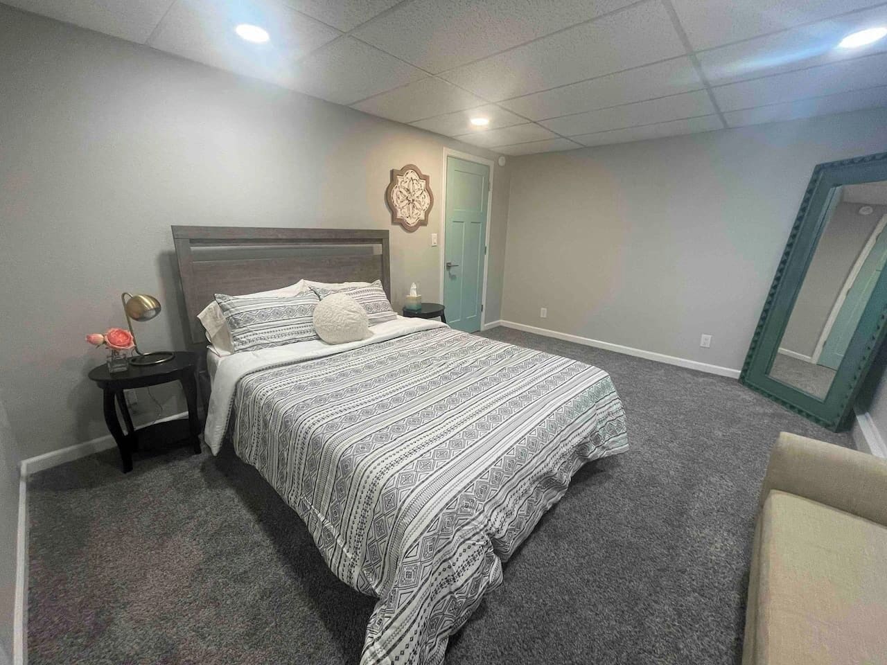 1 bedroom, desk, iron/ironing board, travel crib