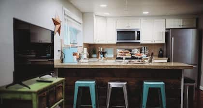 Raven’s Nest - Cozy, Northern Lights, Private