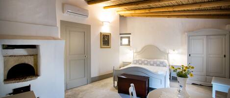 1 chambre, fer et planche à repasser, Wi-Fi gratuit