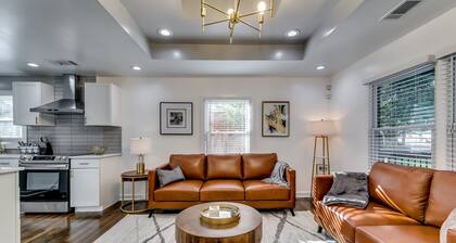 TheRedDoorBnbATL! Atlanta's Luxe Retreat!