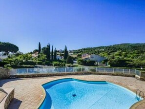 Pool - 3 min walk to the beach! Villa Les Issambres 3 rooms 6pers (Les Issambres)