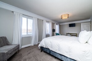 5 habitaciones, escritorio, tabla de planchar con plancha y wifi gratis 